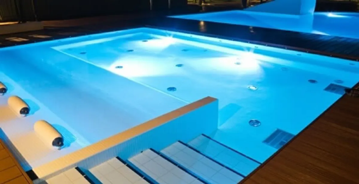 pool light installation and repair services providing modern illuminated pool lighting in Chicago, IL